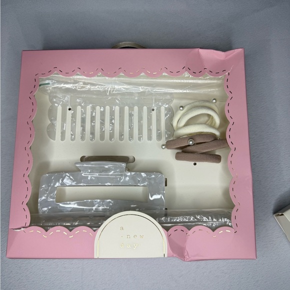 a new day Accessories - A New Day Pink Hair 8 Piece Accessories Set - NIB